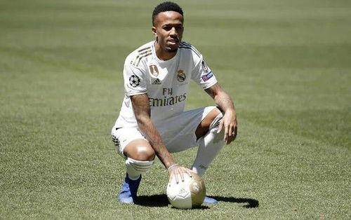 米利·瓦尼利,探索音乐界的璀璨新星